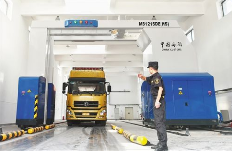 越南专线物流资讯：越南陆运海关查获未申报月饼