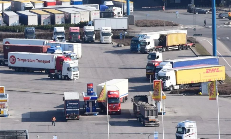 芬兰罢工陷入贸易暂停危机,海空运物流大面积延误